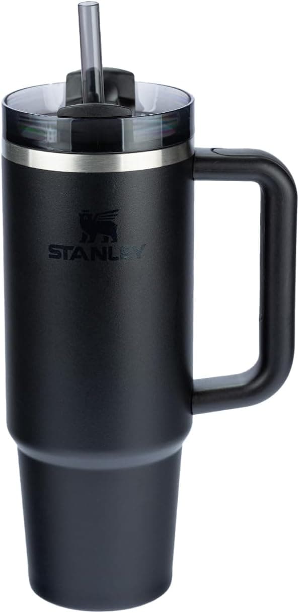 Copo Stanley Quencher H2.0 FlowState 887ml Black 2.0 por R$ 199 (frete grátis)