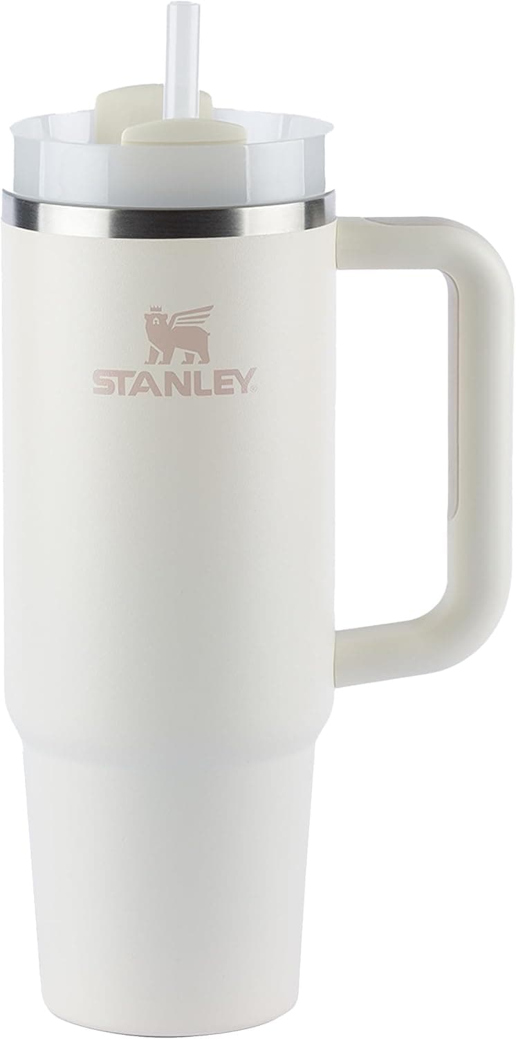 Copo Stanley Quencher H2.0 FlowState 1,18L Cream com Cupom