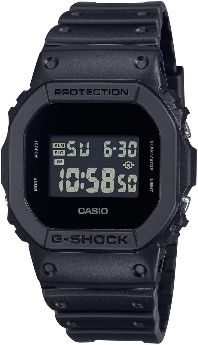 Relógio Casio G-Shock DW-5600UBB-1DR Masculino All Black por R$ 270 (cupom + frete grátis)